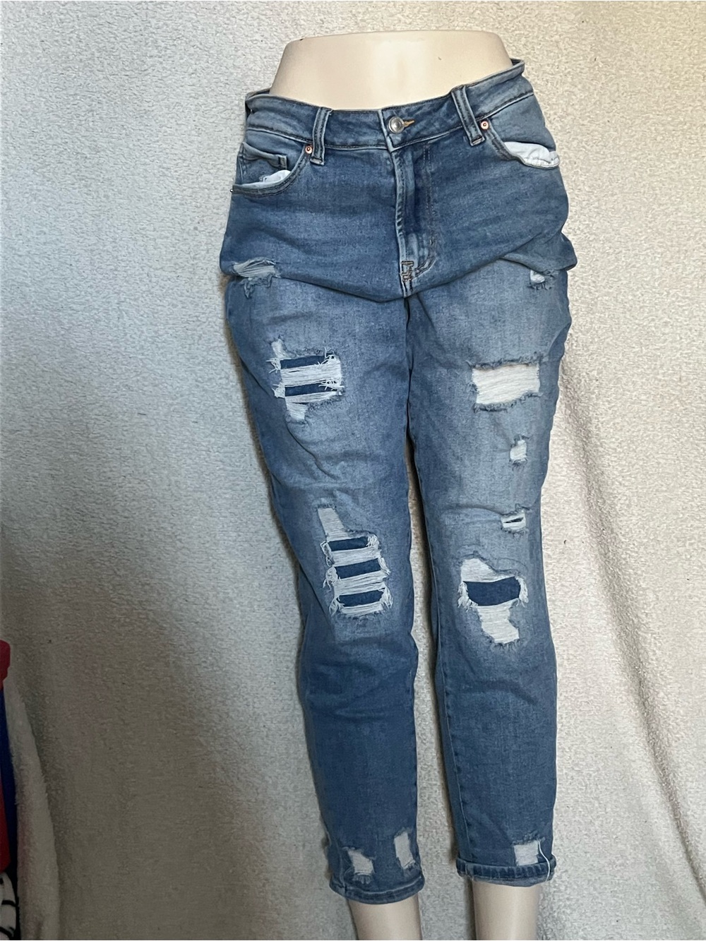 Women’s Distressed Blue Denim Jeans - Slim Fit